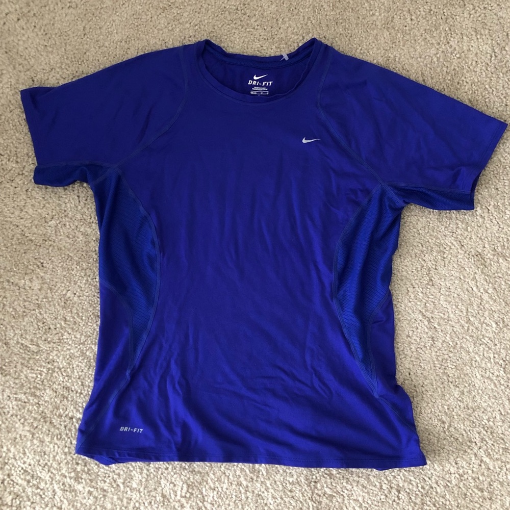 FINAL SALE!! NWOT NIKE Dry-Fit Workout Shirt